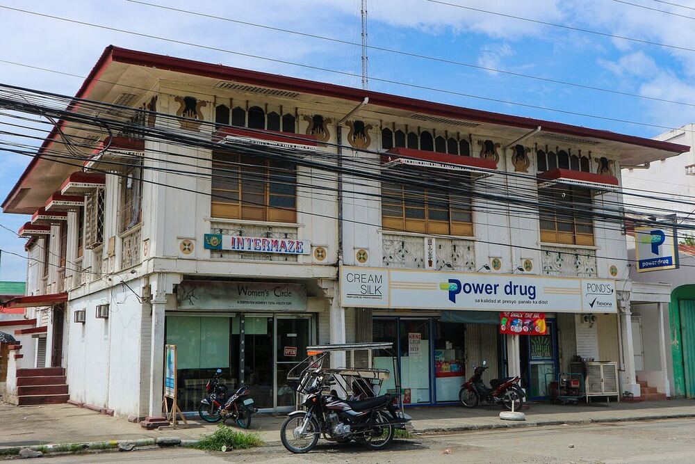 An old timber house at Pinamalayan, Oriental Mindoro